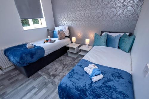 Stunning 2 Bed Home Sleeps 4 London!