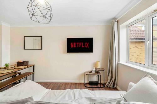 ?4 Bed Townhouse?10guests? Garden?wifi & Netflix?