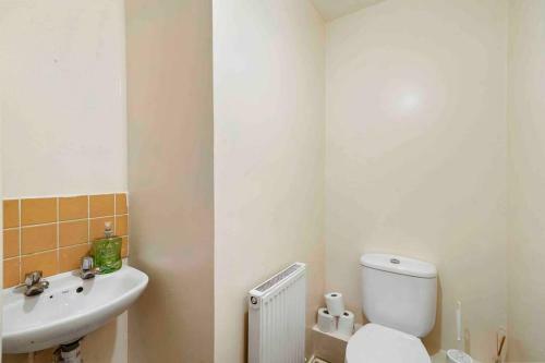 ?4 Bed Townhouse?10guests? Garden?wifi & Netflix?