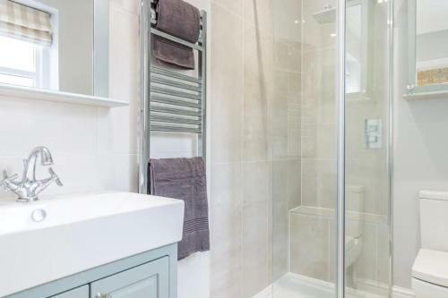 Stunning 2 Bed Cottage In Saddleworth