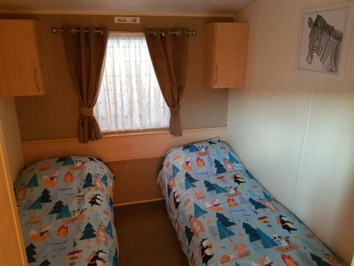 Caravan On Golden Gate Holiday Park