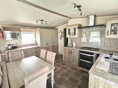 Newquay Valley Lodge