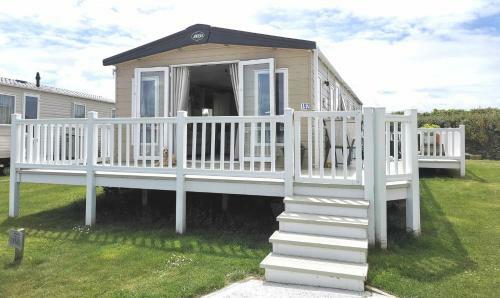 Newquay Valley Lodge