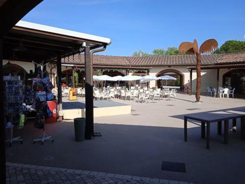 Mobile Home Viareggio - Camping Paradiso - R008