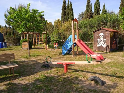 Mobile Home Viareggio - Camping Paradiso - R008