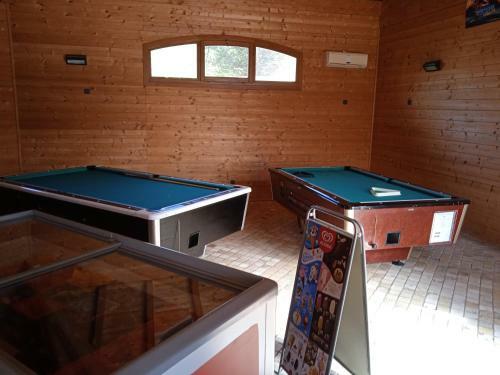 Mobile Home Viareggio - Camping Paradiso - R008