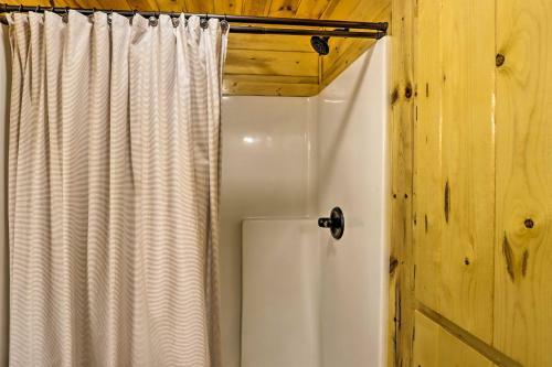 Jacks Coop Smoky Mtns Cabin With 2 Porches!