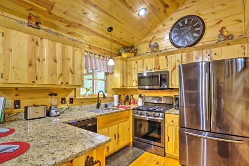 Jacks Coop Smoky Mtns Cabin With 2 Porches!