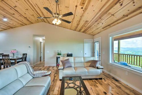 Convenient Murphy Cabin With Amazing Mtn Views!