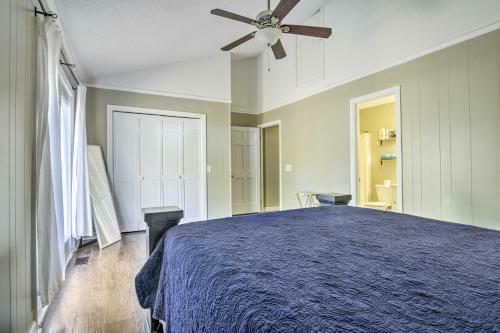 Charming Lake Retreat With Community Amenities!