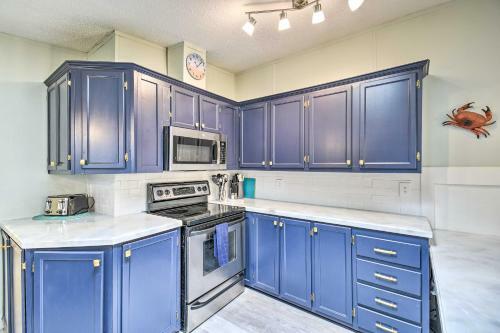 Charming Supply Home Less Than 2 Mi To Holden Beach!