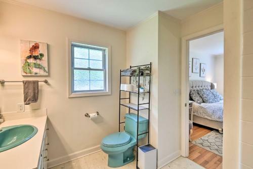 Artsy Southern Pines Home About 1 Mi To Downtown!