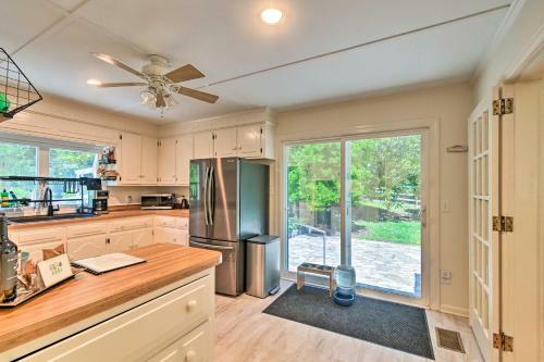 Artsy Southern Pines Home About 1 Mi To Downtown!