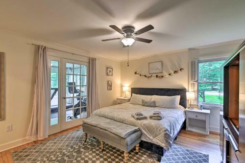 Artsy Southern Pines Home About 1 Mi To Downtown!