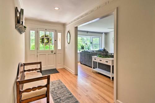 Artsy Southern Pines Home About 1 Mi To Downtown!
