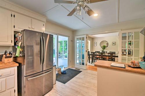 Artsy Southern Pines Home About 1 Mi To Downtown!