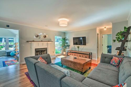 Peaceful Southern Pines Home With Pool And Yard!