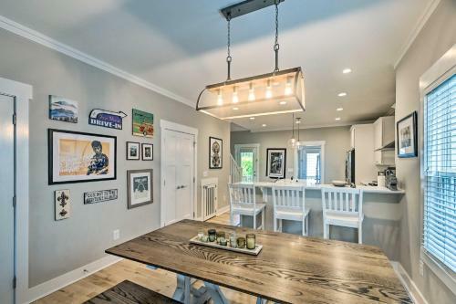 Stylish Southern Pines Home With Screened Porch