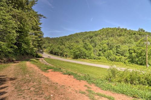 Smoky Mountain Farmstead Quaint Sylva Home!