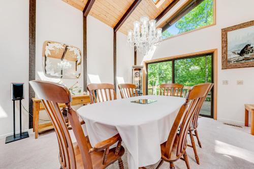 Dogwood Chalet