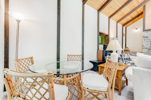 Dogwood Chalet