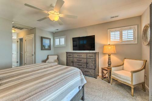 Surf City Escape With 6 Decks Steps From Beach