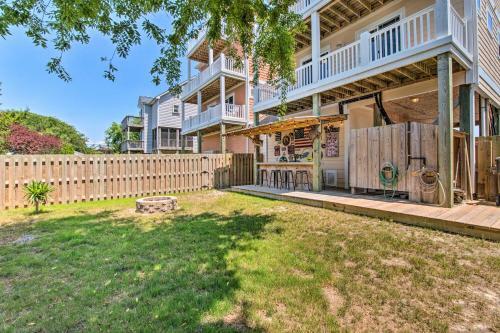 Surf City Escape With 6 Decks Steps From Beach