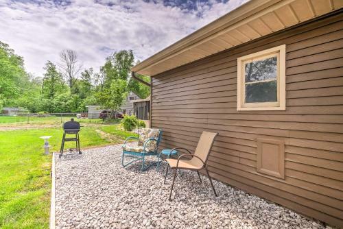 Ashtabula Home Near Walnut Beach And Eateries!