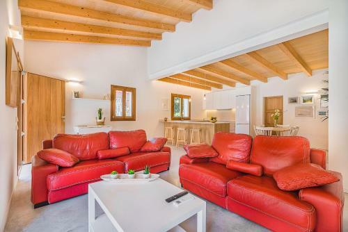 Villa With Pool Near The Beach, Mar Clara