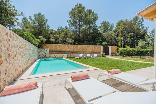 Villa With Pool Near The Beach, Mar Clara