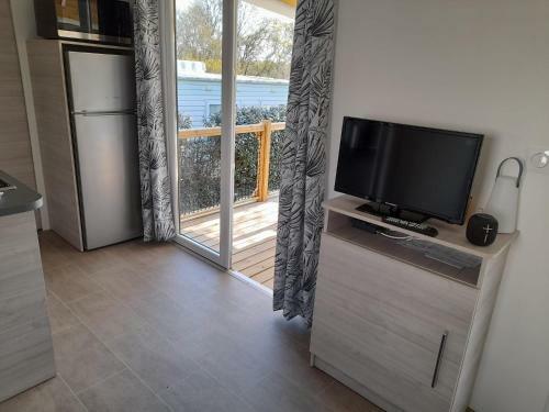 Mobil Home Neuf Dans Camping 4* Avec Piscine