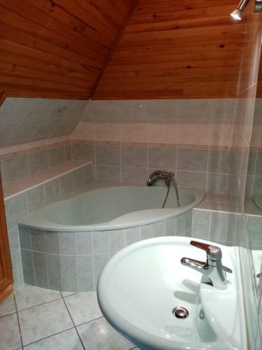 Charmant G�te Au Bord Du Lac