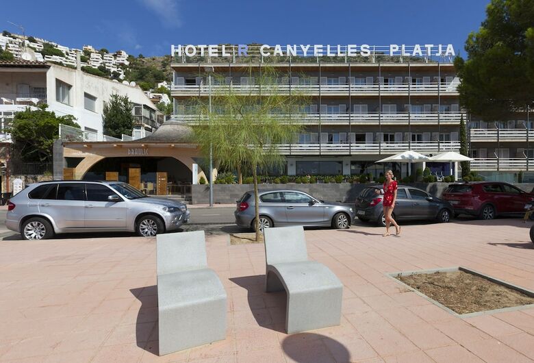 Canyelles Playa Hotel