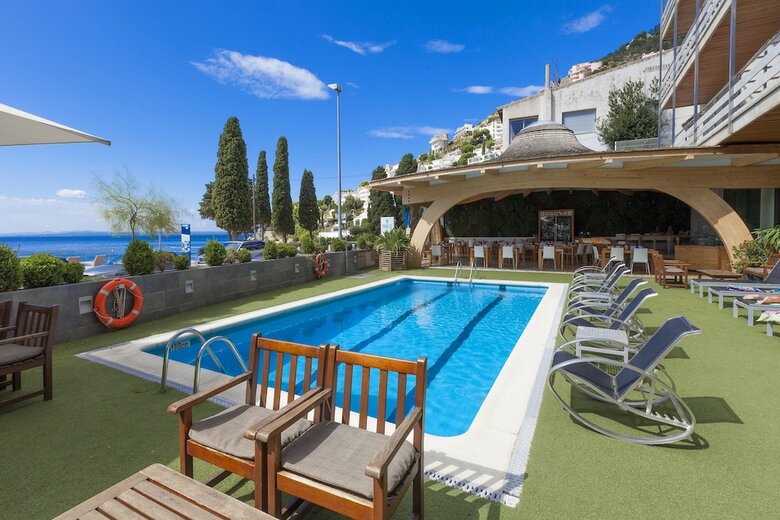 Canyelles Playa Hotel