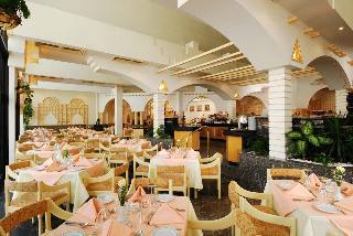 Hotel Oasis