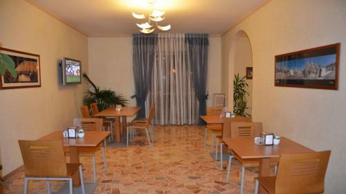 Hotel A-14