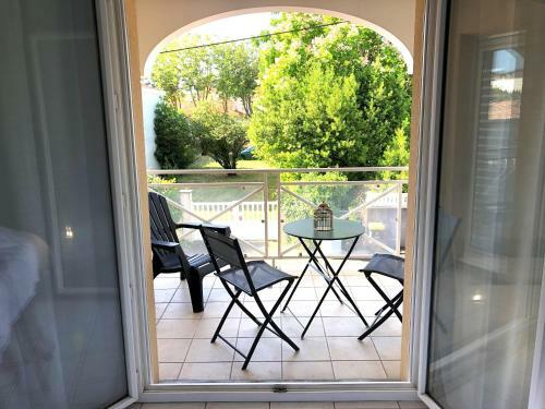 Apartamento 2 Pi�ces Lumineux Avec Parking C?ur De Ville