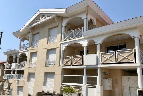 Apartamento 2 Pi�ces Lumineux Avec Parking C?ur De Ville