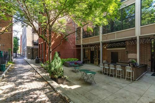 The Heart Of Otr - A Delightful Studio Apartment