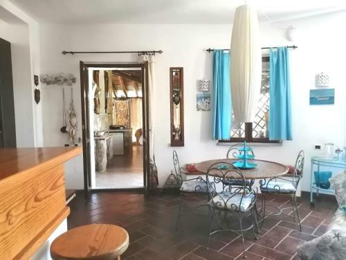 Villa Adelida - Authentic Sardinian Villa With A Cozy Feeling