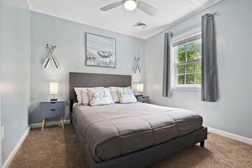 Spacious Island Cottage At Indian Lake