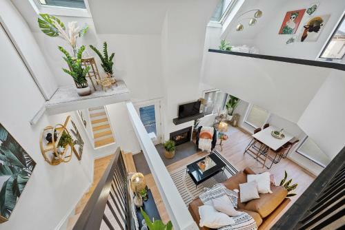 Apartamento A True Design Delight Steps From High Street In The Short North