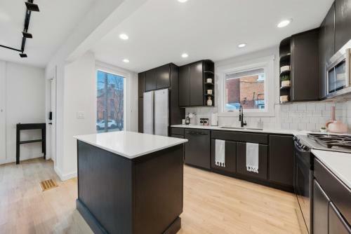 Apartamento A True Design Delight Steps From High Street In The Short North