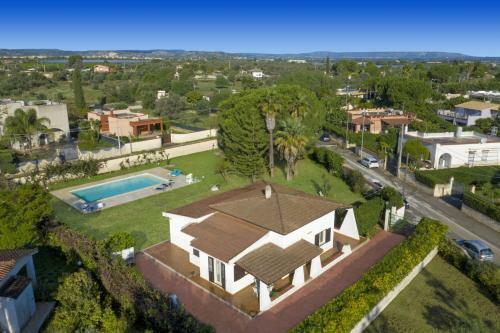 Villa Rosanna By Villa Plus