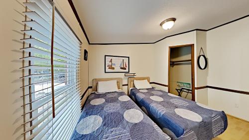 Put In Bay Island Club Unit 17