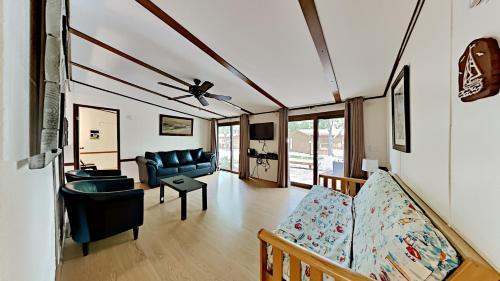 Put In Bay Island Club Unit 17