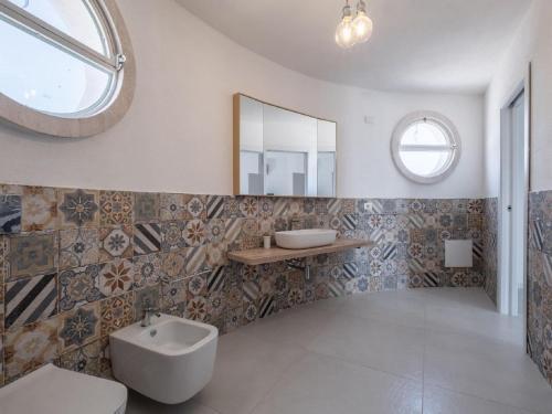 Charming Villa By The Sea With Private Pool, Personal Chef And Service Staff