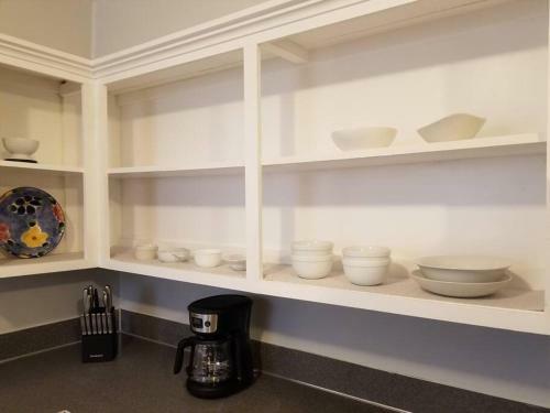 *new*entire Home In Rose District*dine*shop*fun