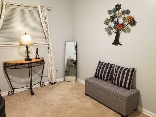 *new*entire Home In Rose District*dine*shop*fun
