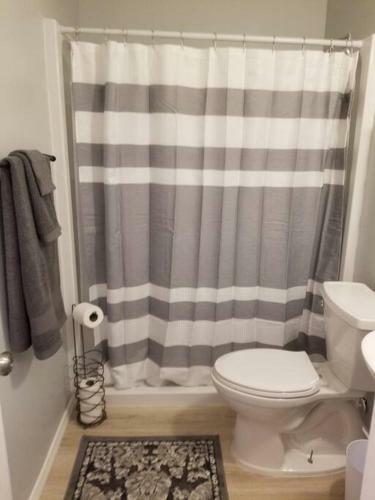 *new*entire Home In Rose District*dine*shop*fun
